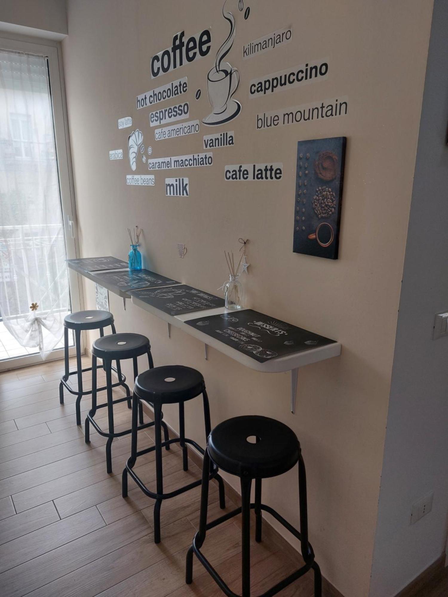 B&B Un Posto Al Sole 努马纳 外观 照片