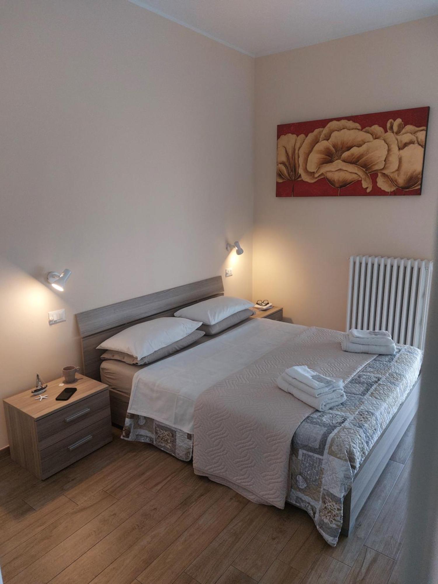 B&B Un Posto Al Sole 努马纳 外观 照片